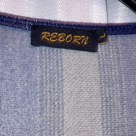 Tunic - Picture 2 of 3